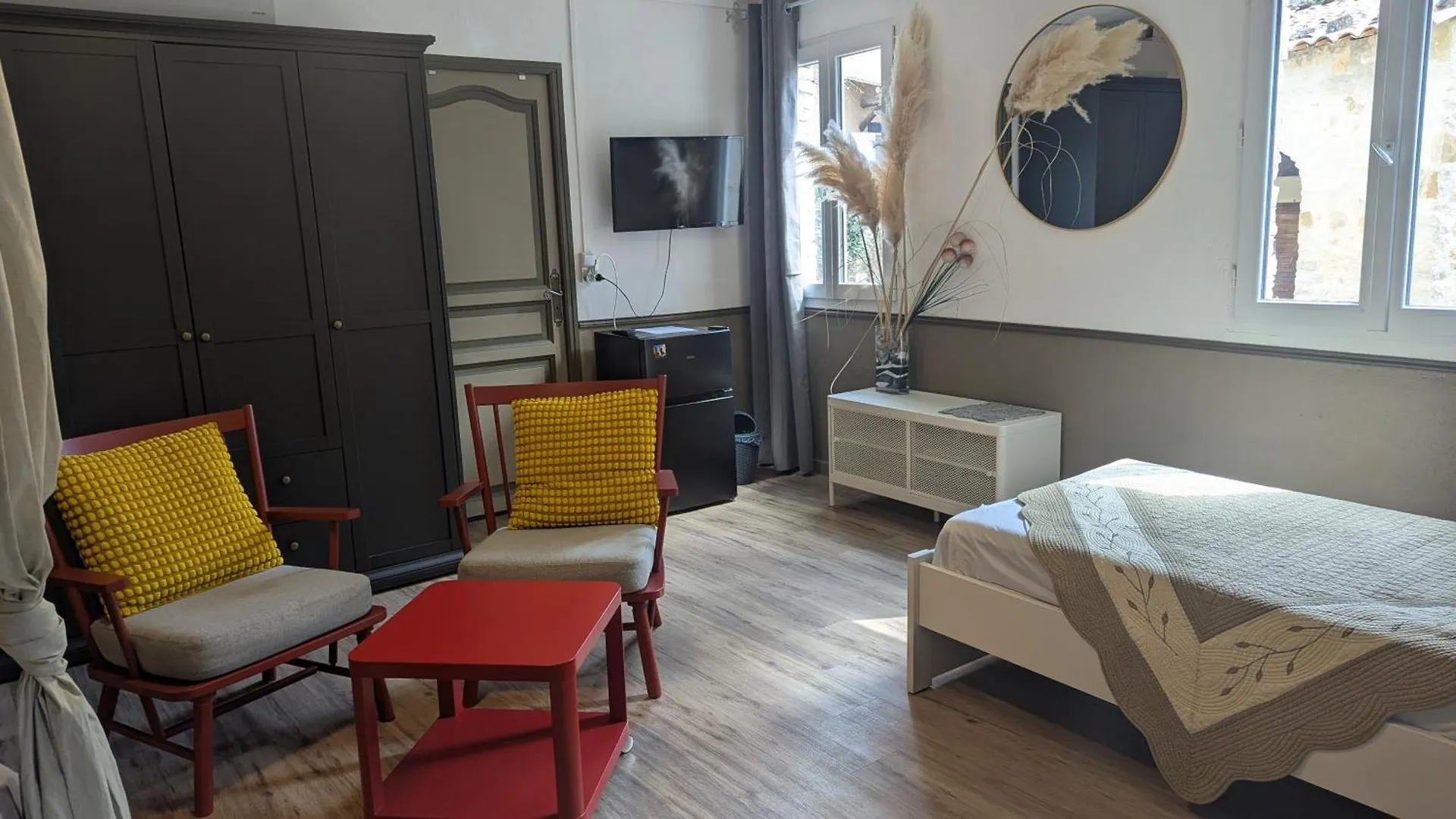 Hotel Mas des Coccinelles à Mollans-sur-Ouvèze 0*,